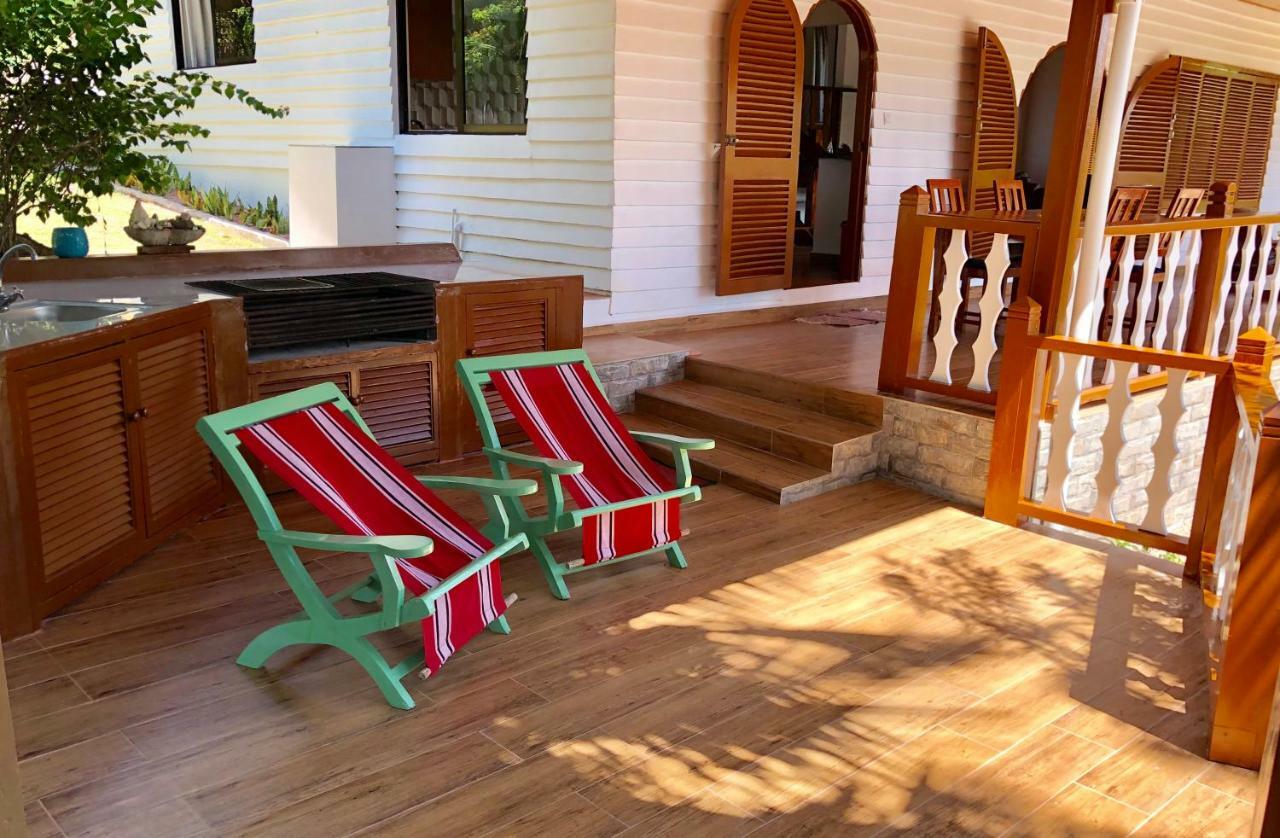 Le Grand Bleu Villas Baie Sainte Anne Eksteriør billede