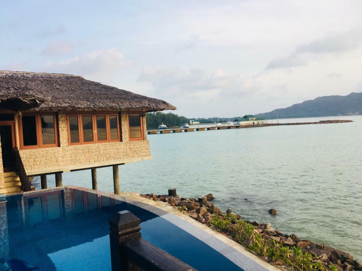 Le Grand Bleu Villas Baie Sainte Anne Eksteriør billede